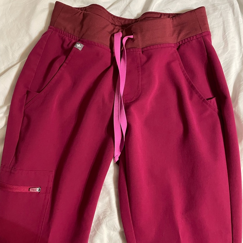 Wear Figs Dark Magnets XS Petite joggers